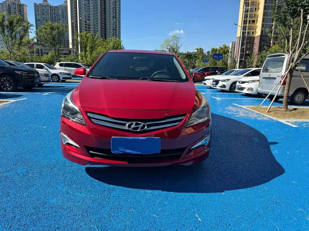Hyundai Accent 2016 — фото 3