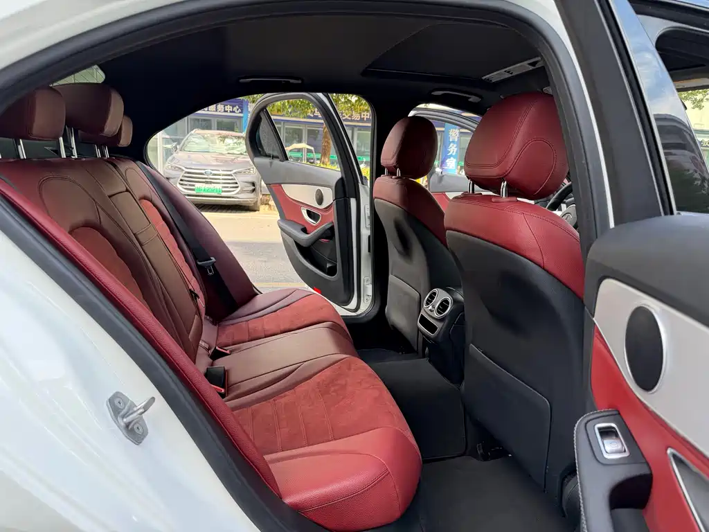 Mercedes-Benz C-Class 2020 — фото 10