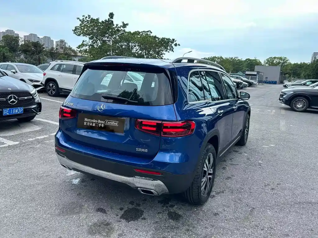 Mercedes-Benz GLB 2026