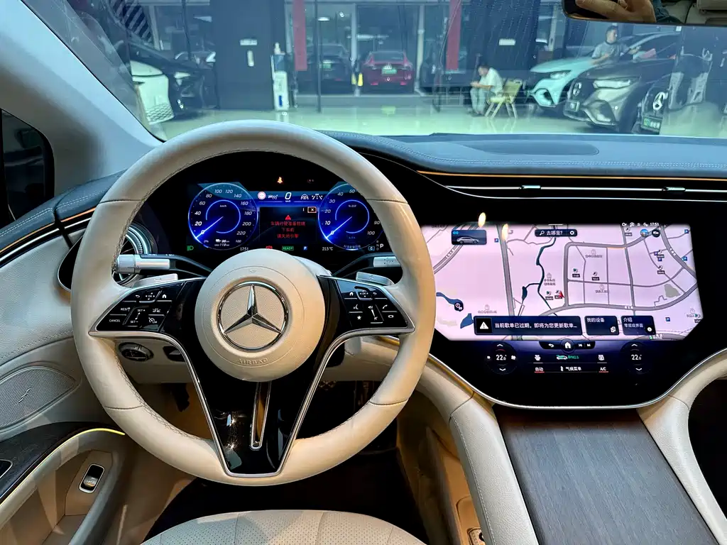 Mercedes-Benz EQS 2022 — фото 14