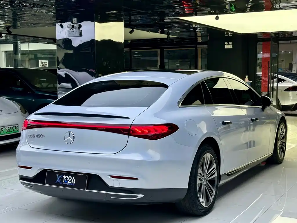 Mercedes-Benz EQS 2022 — фото 4