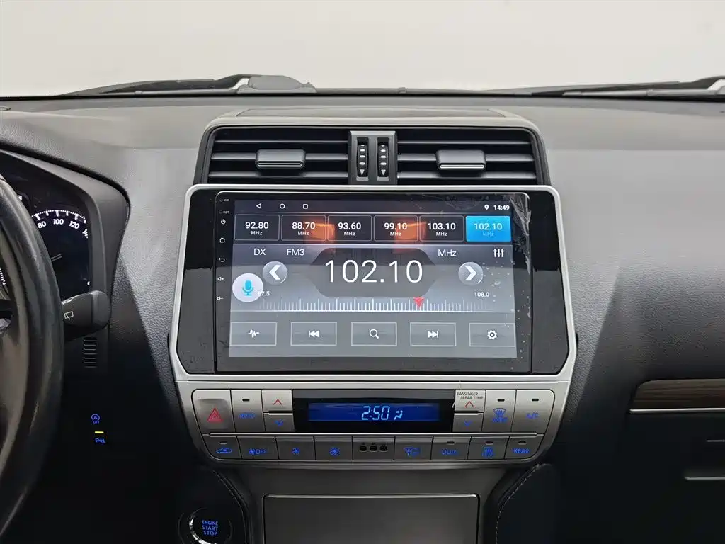 Toyota Prado 2019 — фото 12