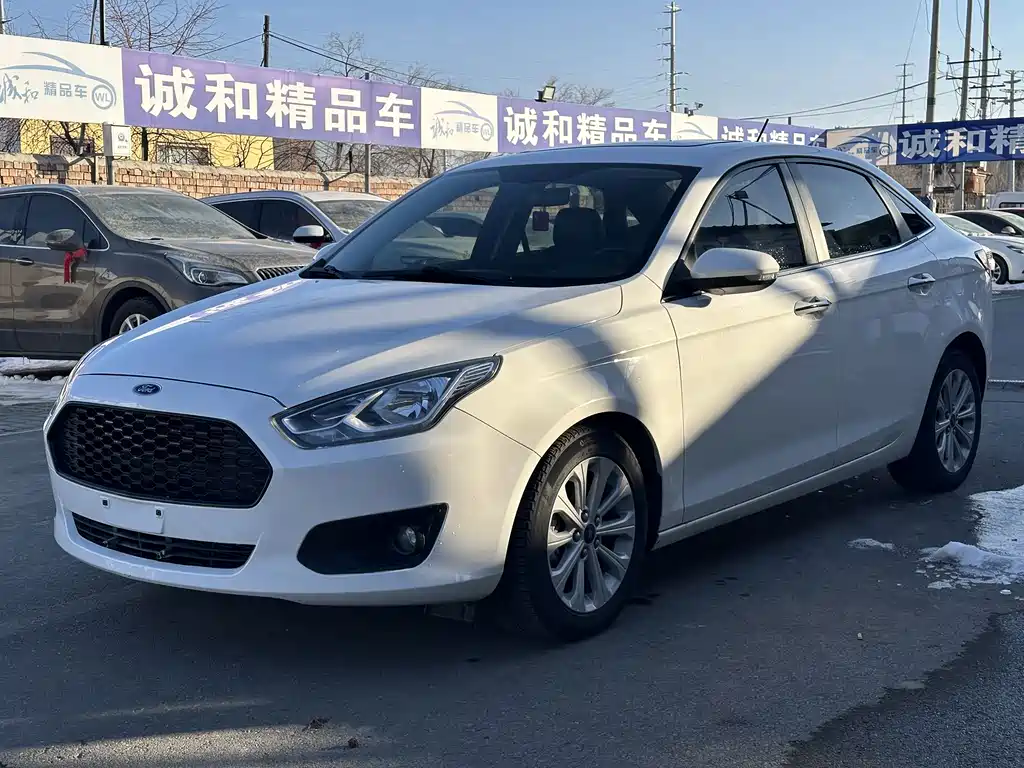 Ford Escort 2018
