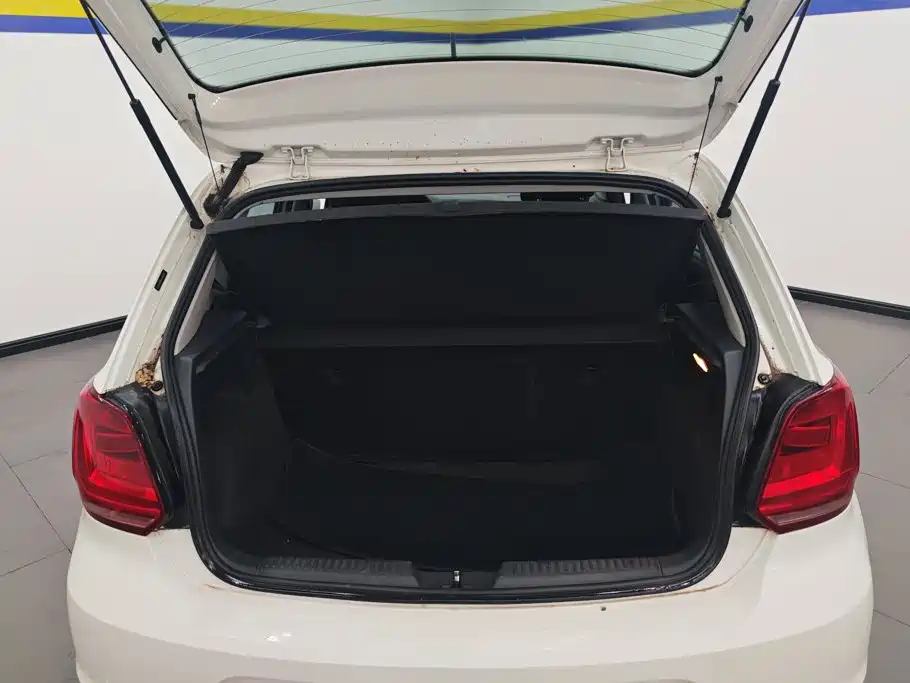 Volkswagen Polo 2016