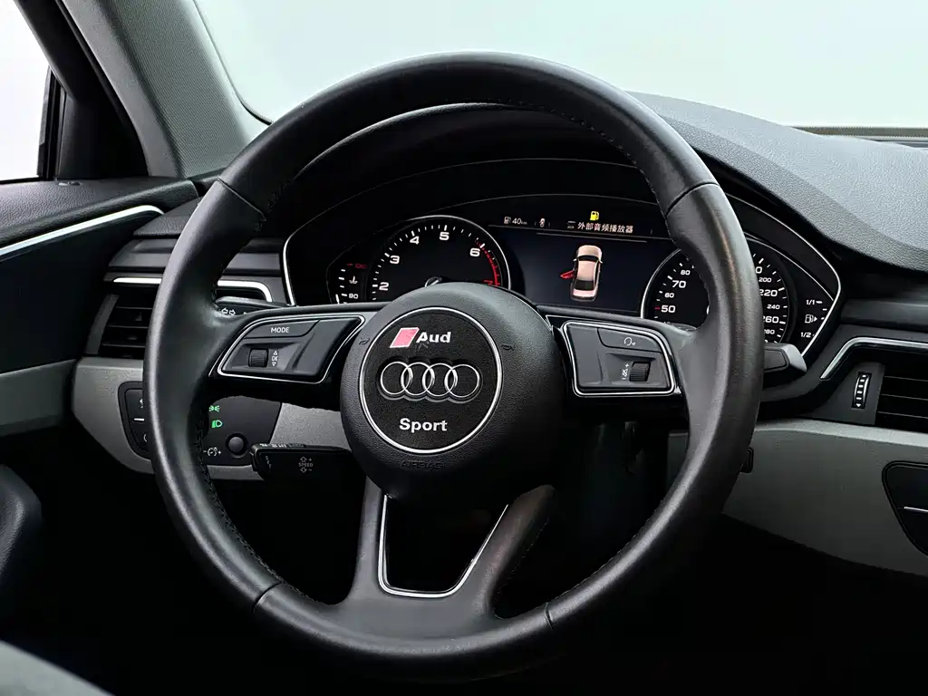 Audi A4L 2018 — фото 23