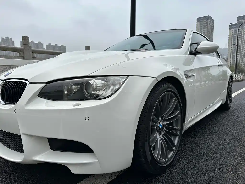 BMW M3 2011 — фото 16