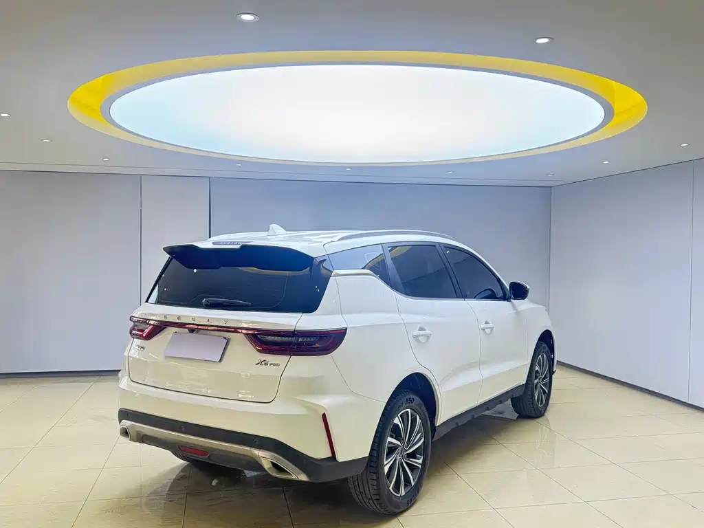Geely Vision X6 2022 — фото 6