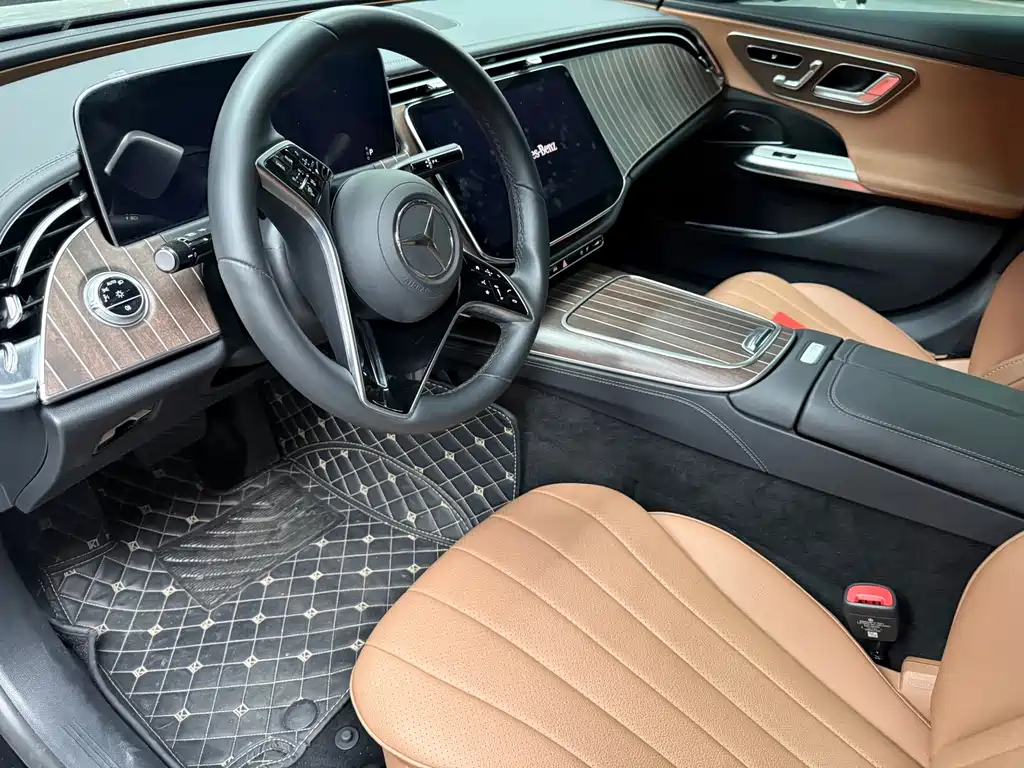 Mercedes-Benz E-Class 2025