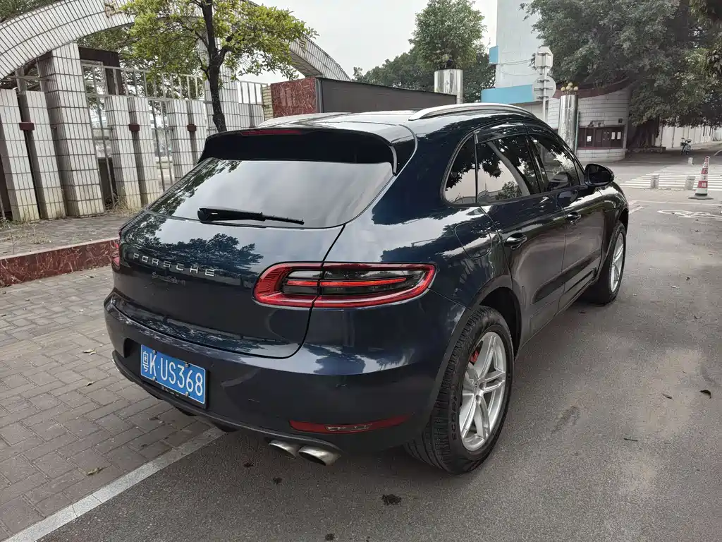 Porsche Macan 2017 — фото 9