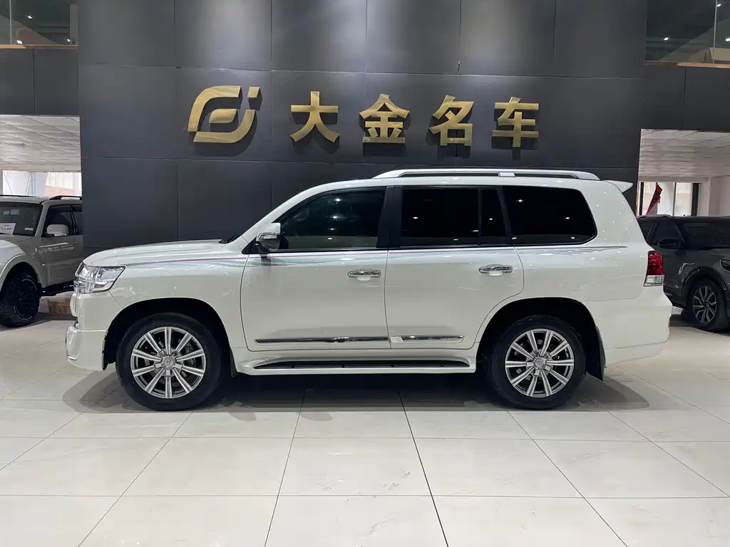 Toyota Land Cruiser 2019 — фото 2