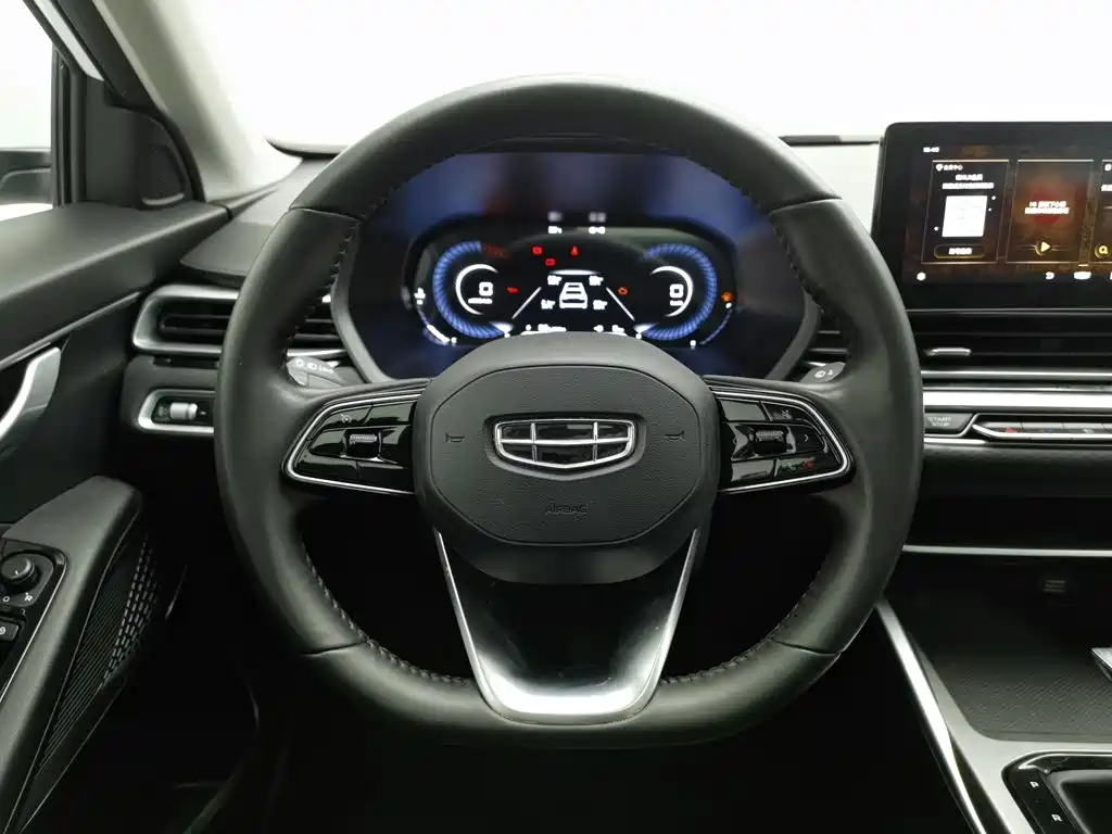 Geely Emgrand 2023 — фото 11