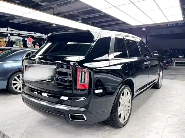 Rolls-Royce Cullinan 2022