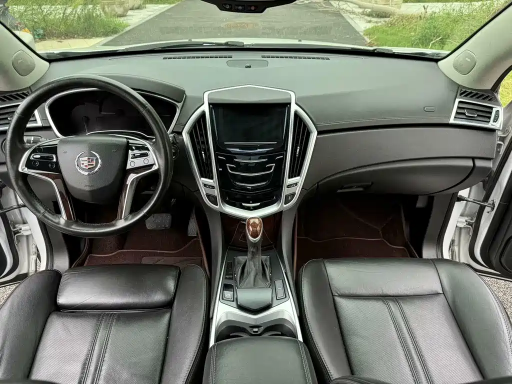 Cadillac SRX 2014 — фото 7