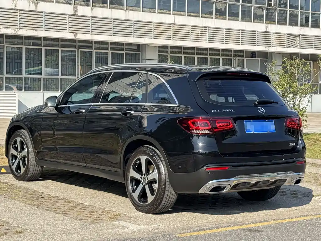 Mercedes-Benz GLC 2022 — фото 4