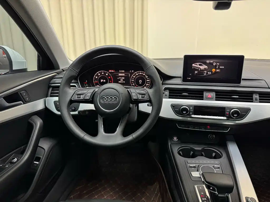 Audi A4L 2020 — фото 20
