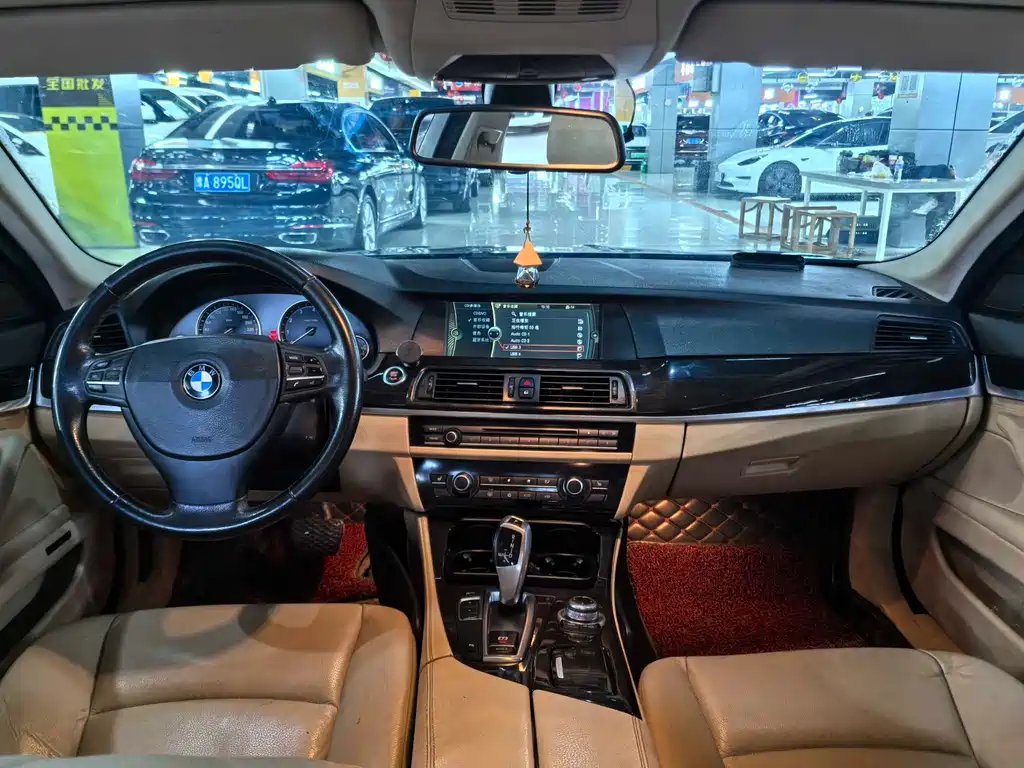 BMW 5 Series 2012