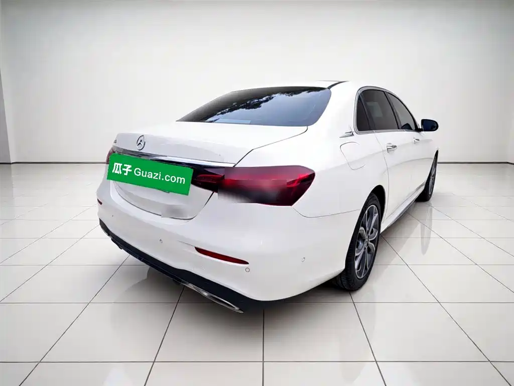 Mercedes-Benz E-Class 2022