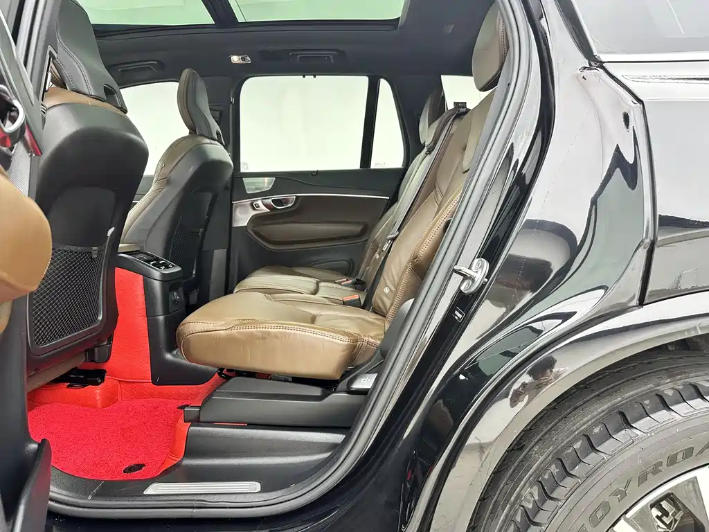 Volvo XC90 PHEV 2022 — фото 4