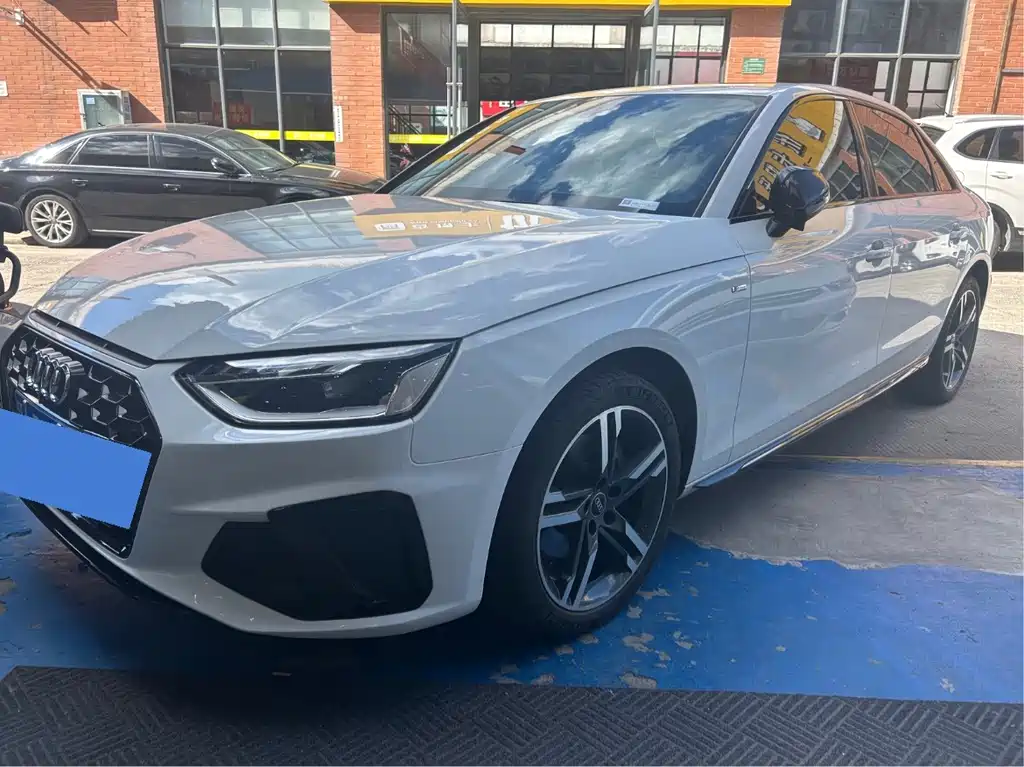 Audi A4L 2022