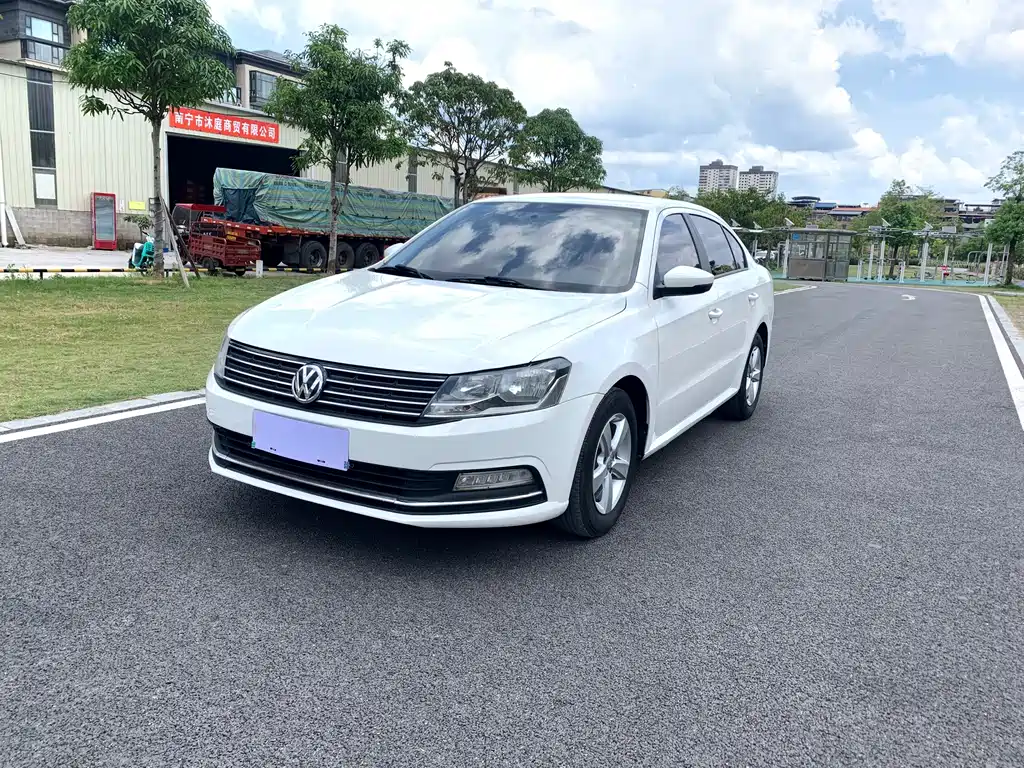 Volkswagen Lavida 2017 — фото 1