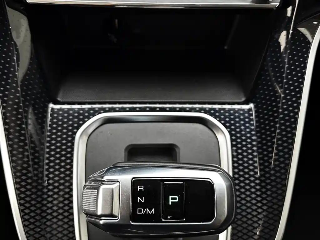 Haval M6 2023 — фото 13