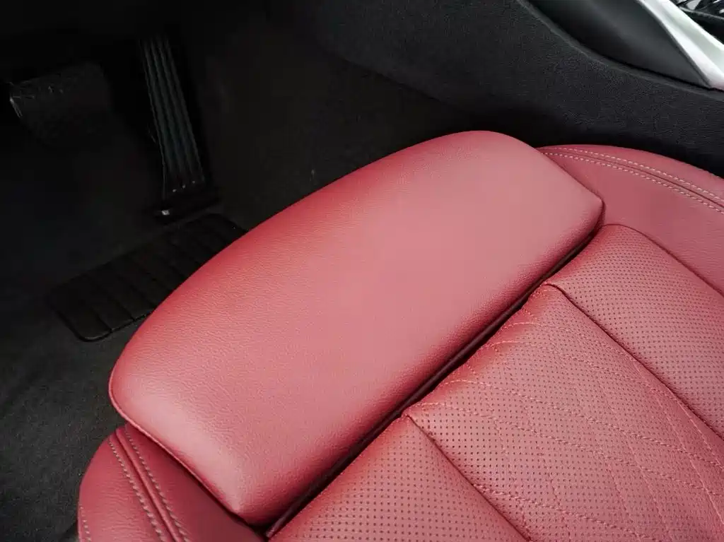 BMW 3 Series 2024 — фото 18