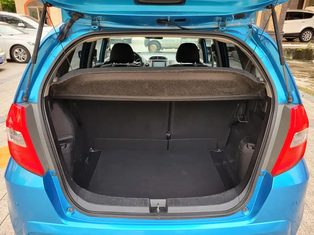 Honda Fit 2014 — фото 17