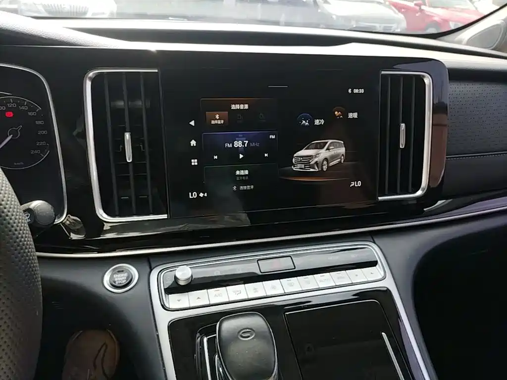 GAC Motor Trumpchi M8 2023 — фото 13