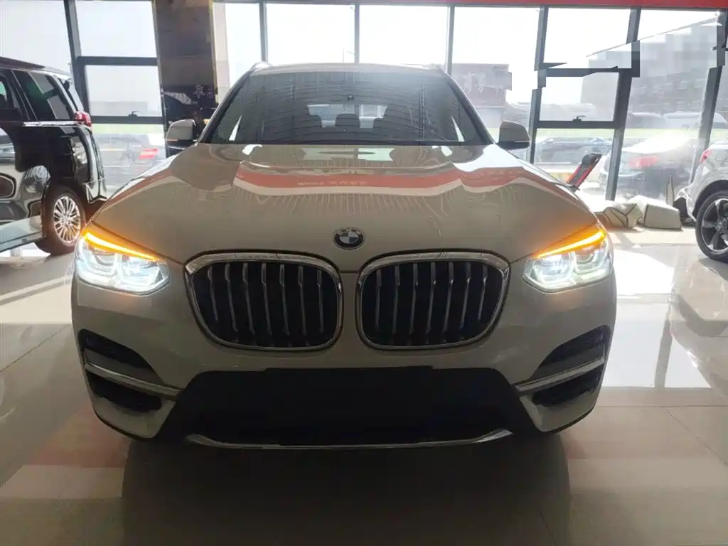 BMW X3 2021 — фото 3