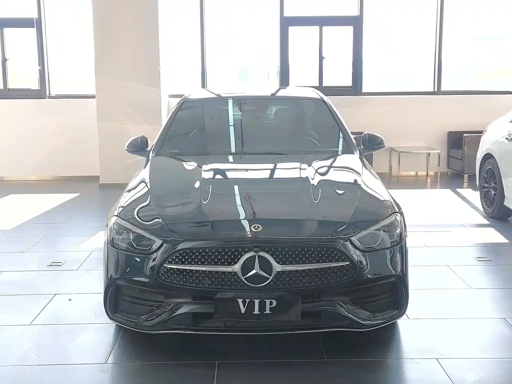 Mercedes-Benz C-Class 2023 — фото 2