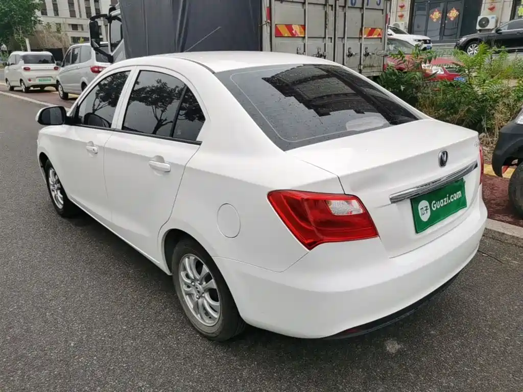 Changan V3 2017 — фото 5