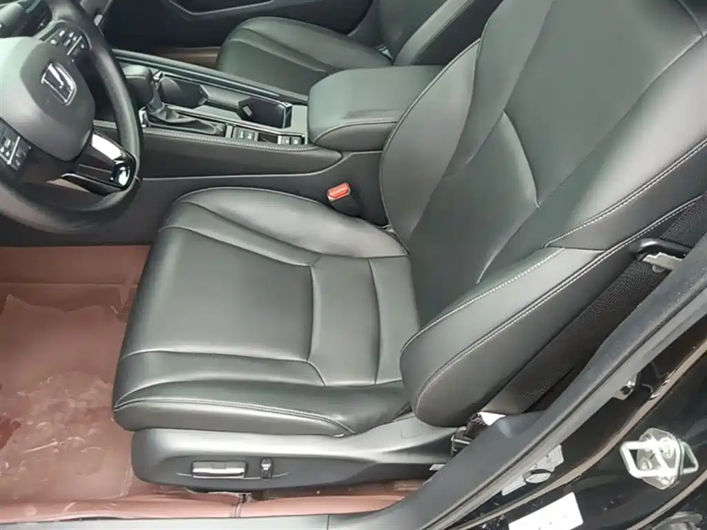 Honda Accord 2024 — фото 15