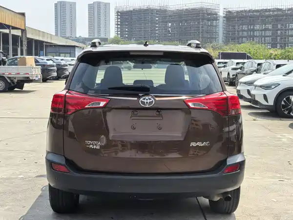 Toyota RAV4 2013