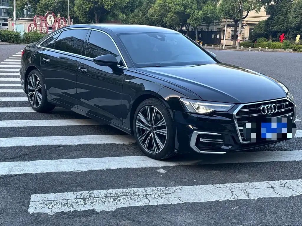 Audi A6L 2025
