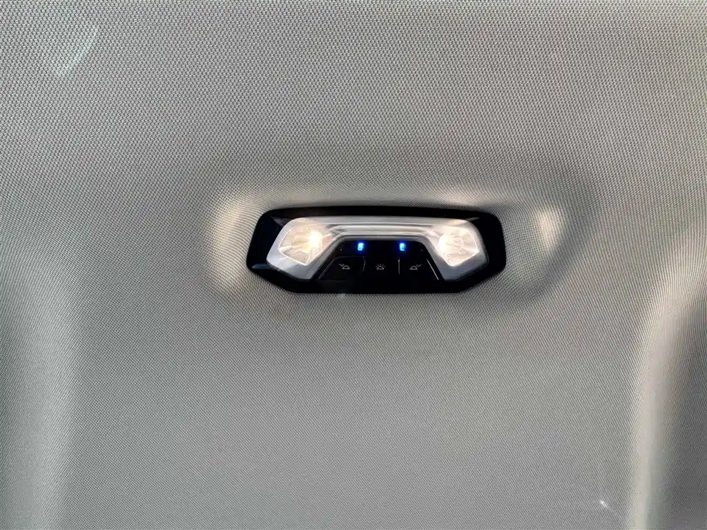 BMW 2 Series 2021 — фото 35