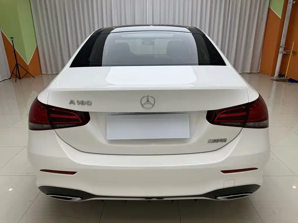 Mercedes-Benz A-Class 2022 — фото 14