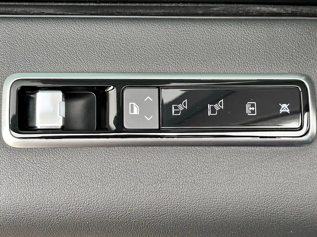 Land Rover Range Rover 2020 — фото 27