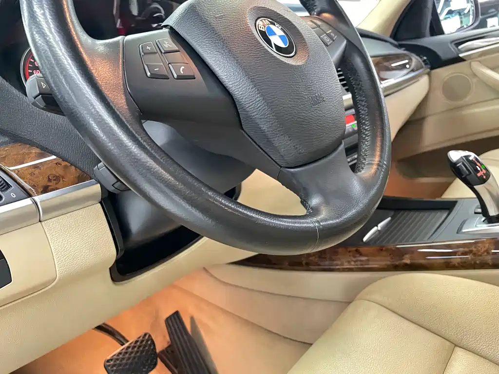 BMW X5 2011 — фото 16