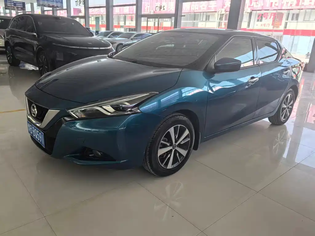 Nissan Bluebird 2019