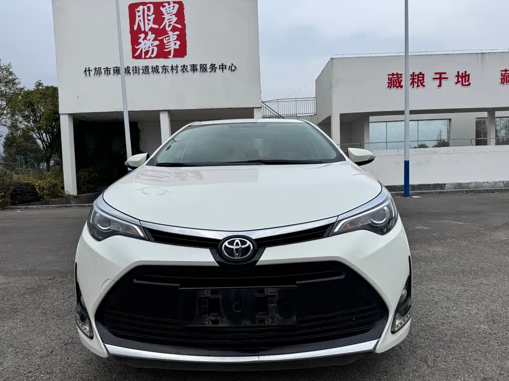 Toyota Levin 2018 — фото 2