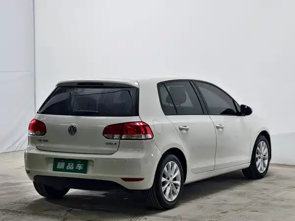 Volkswagen Golf 2014