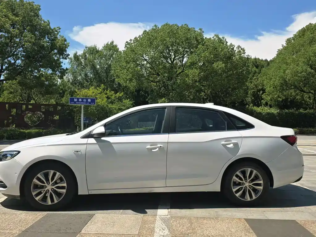 Buick Excelle 2018