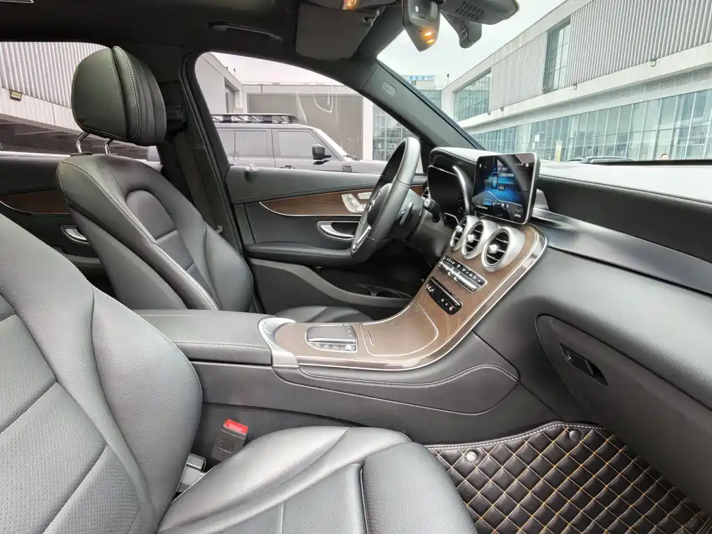 Mercedes-Benz GLC 2022 — фото 21