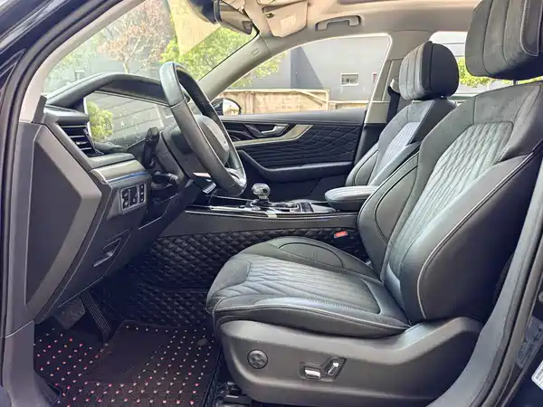 Hongqi HS5 2022