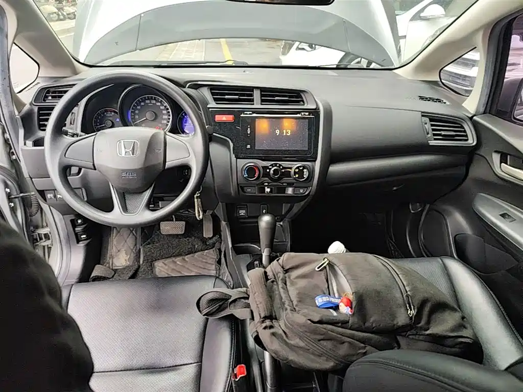 Honda Fit 2016 — фото 10