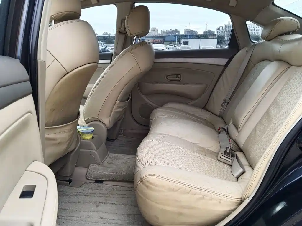 Nissan Sylphy 2013