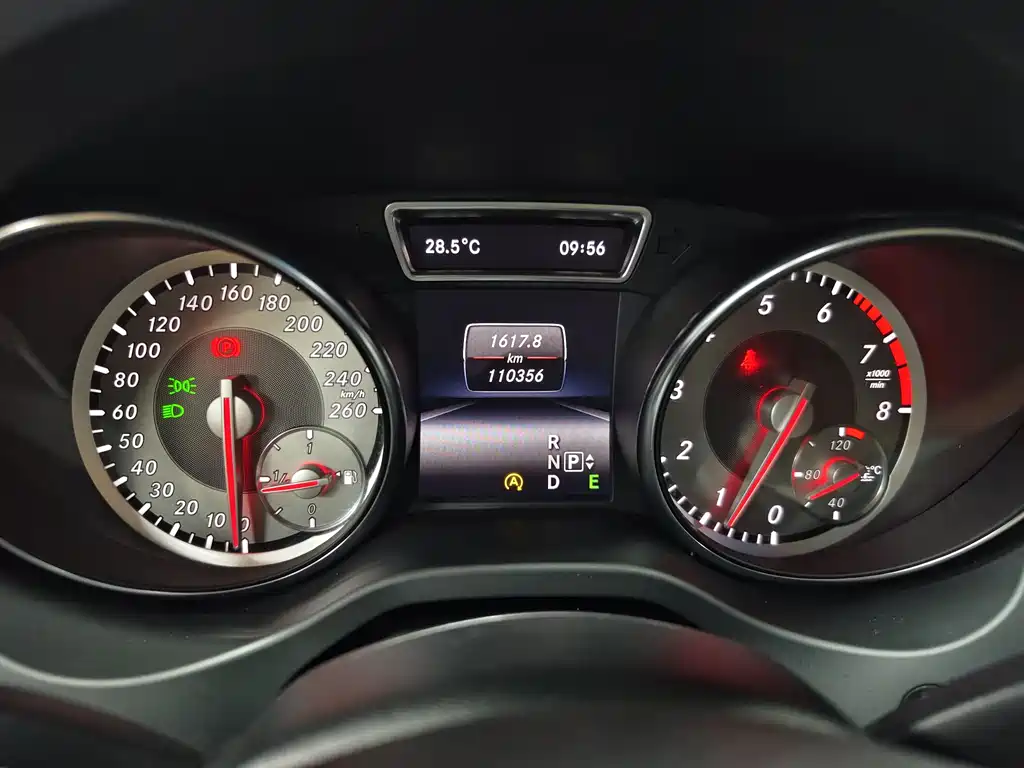 Mercedes-Benz CLA 2015 — фото 7