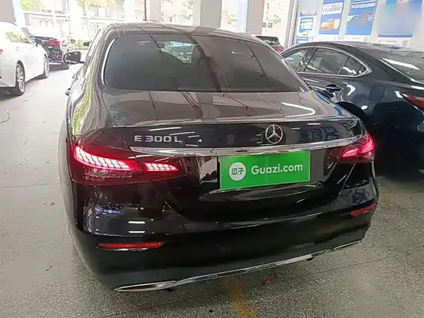 Mercedes-Benz E-Class 2022
