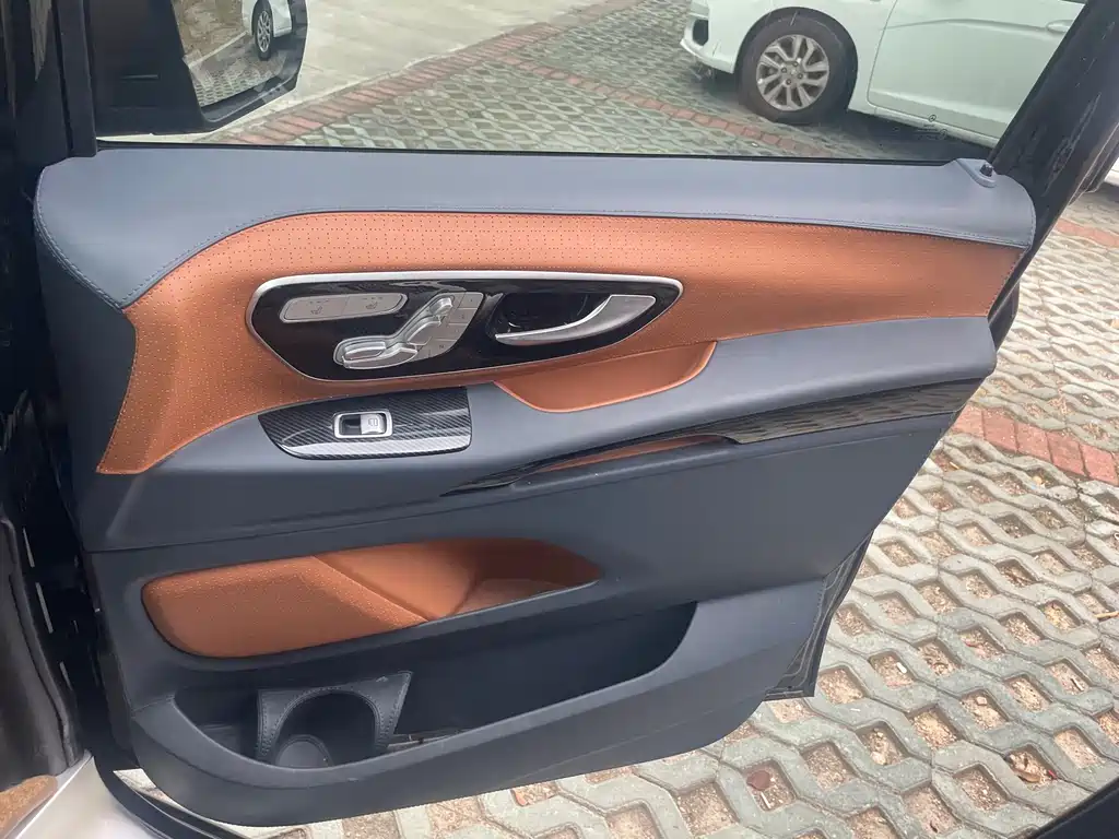 Mercedes-Benz Vito 2022 — фото 26