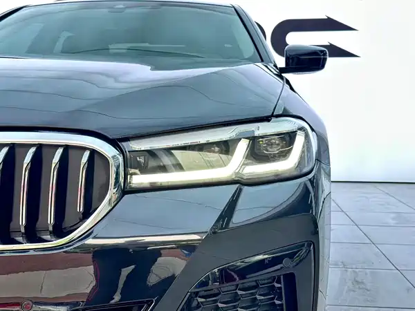 BMW 5 Series 2022